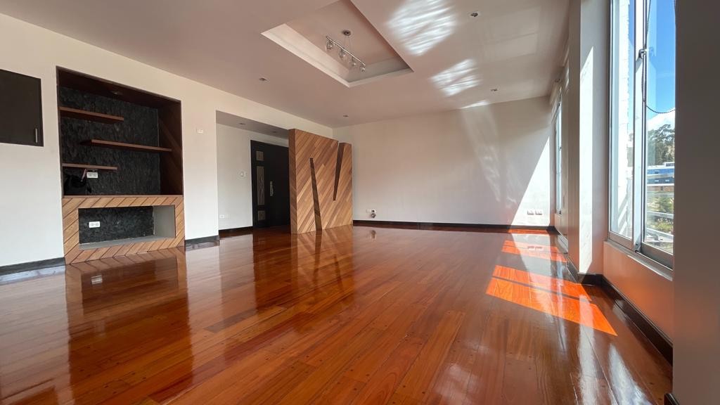 Departamento en VentaPENTHOUSE EN VENTA EN ACHUMANI Foto 2