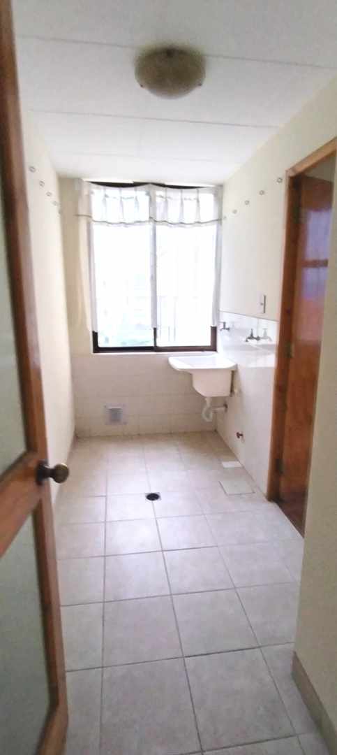 Departamento en AlquilerCALACOTO URB. NUEVOS PINOS 3 dormitorios 4 baños  Foto 11