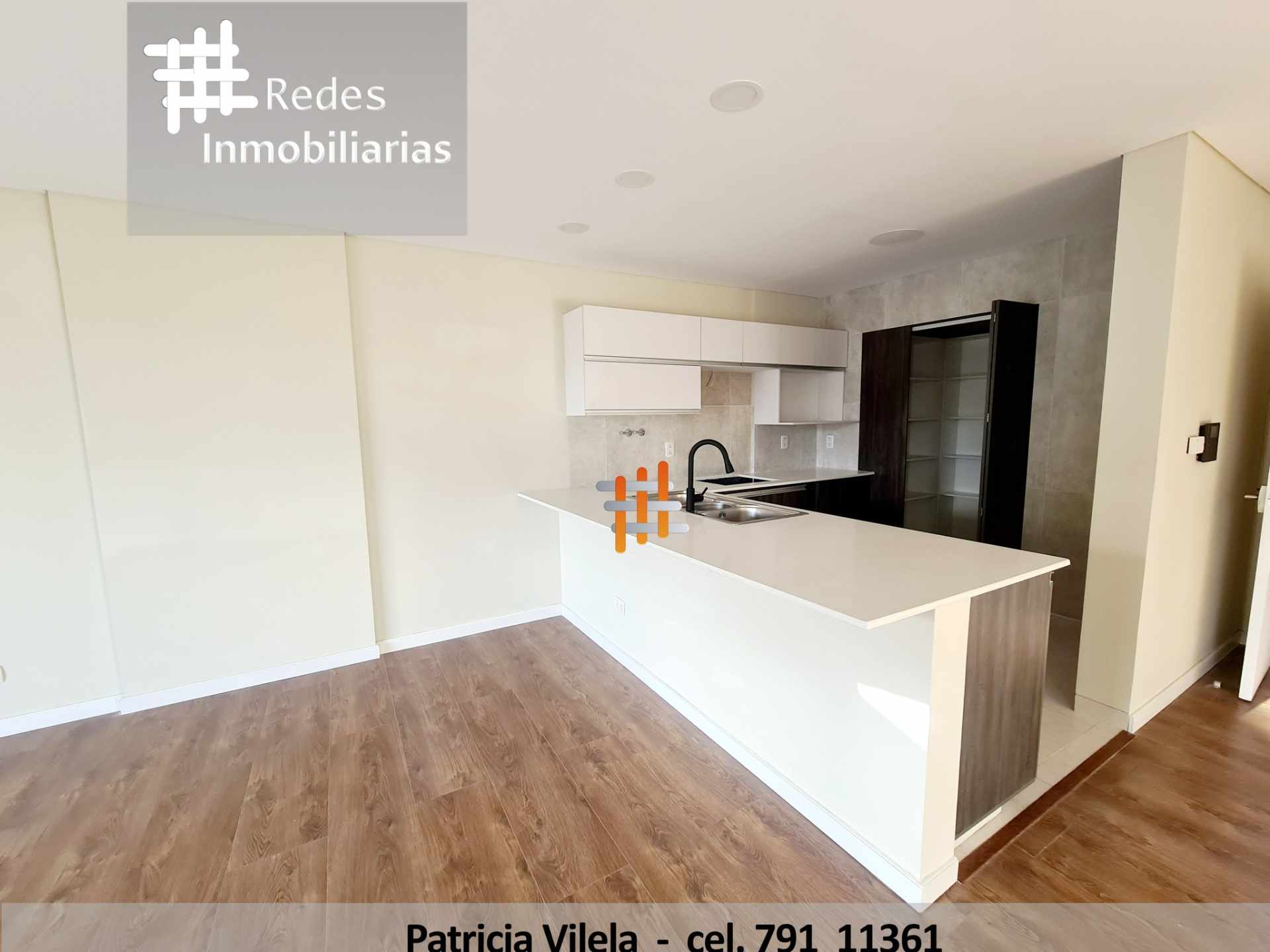 Departamento en Alquiler PRECIOSO DEPARTAMENTO DUPLEX DE DOS DORMITORIOS ACHUMANI 2 dormitorios 3 baños  Foto 3