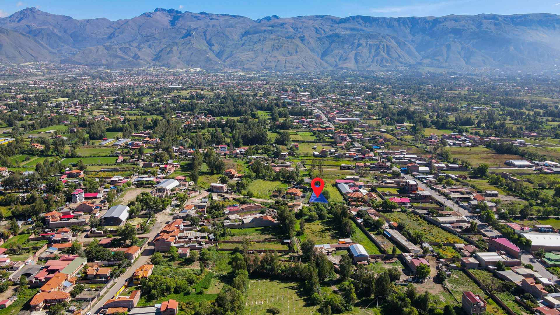 Terreno S/N A pasos de la Av. Elias Meneses - a 1 km de la Tranca Piñami - Quillacollo Foto 10