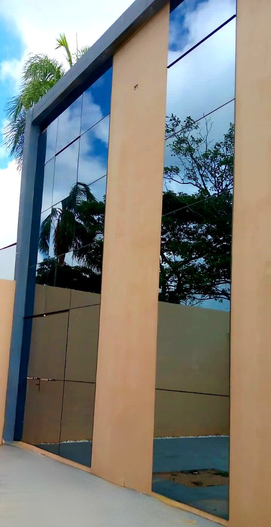 Edificio en Venta🅴🅽 🆅🅴🅽🆃🅰‼
EDIFICIO DE 2 PLANTAS 
➖➖➖➖➖➖➖
$185,000.-
➖➖➖➖➖➖➖
Zona NORTE Radial 26 5to. Anillo Foto 2