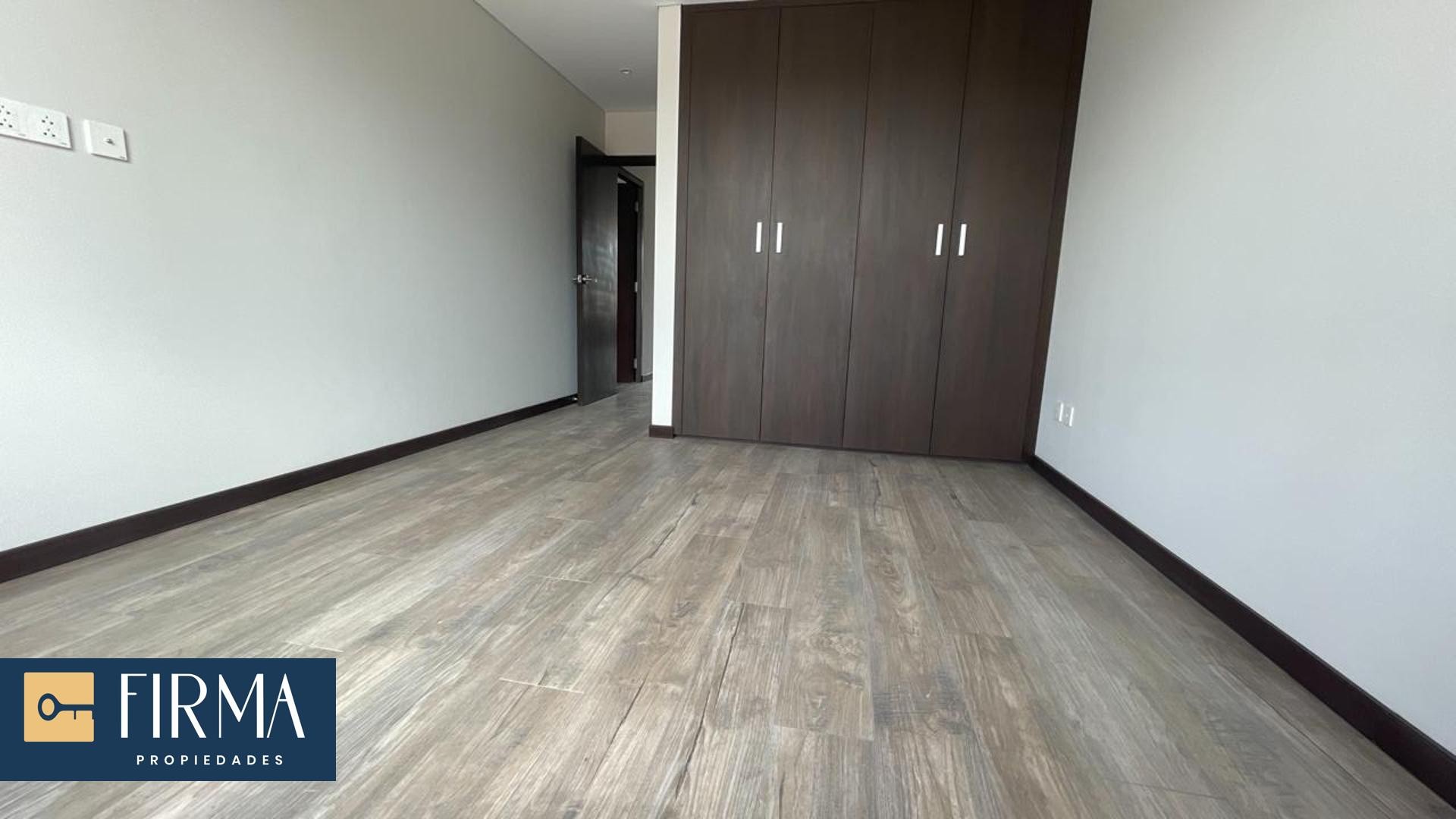 Departamento en AlquilerDEPARTAMENTO EN ALQUILER, CALACOTO 2 dormitorios 2 baños 1 parqueos Foto 9