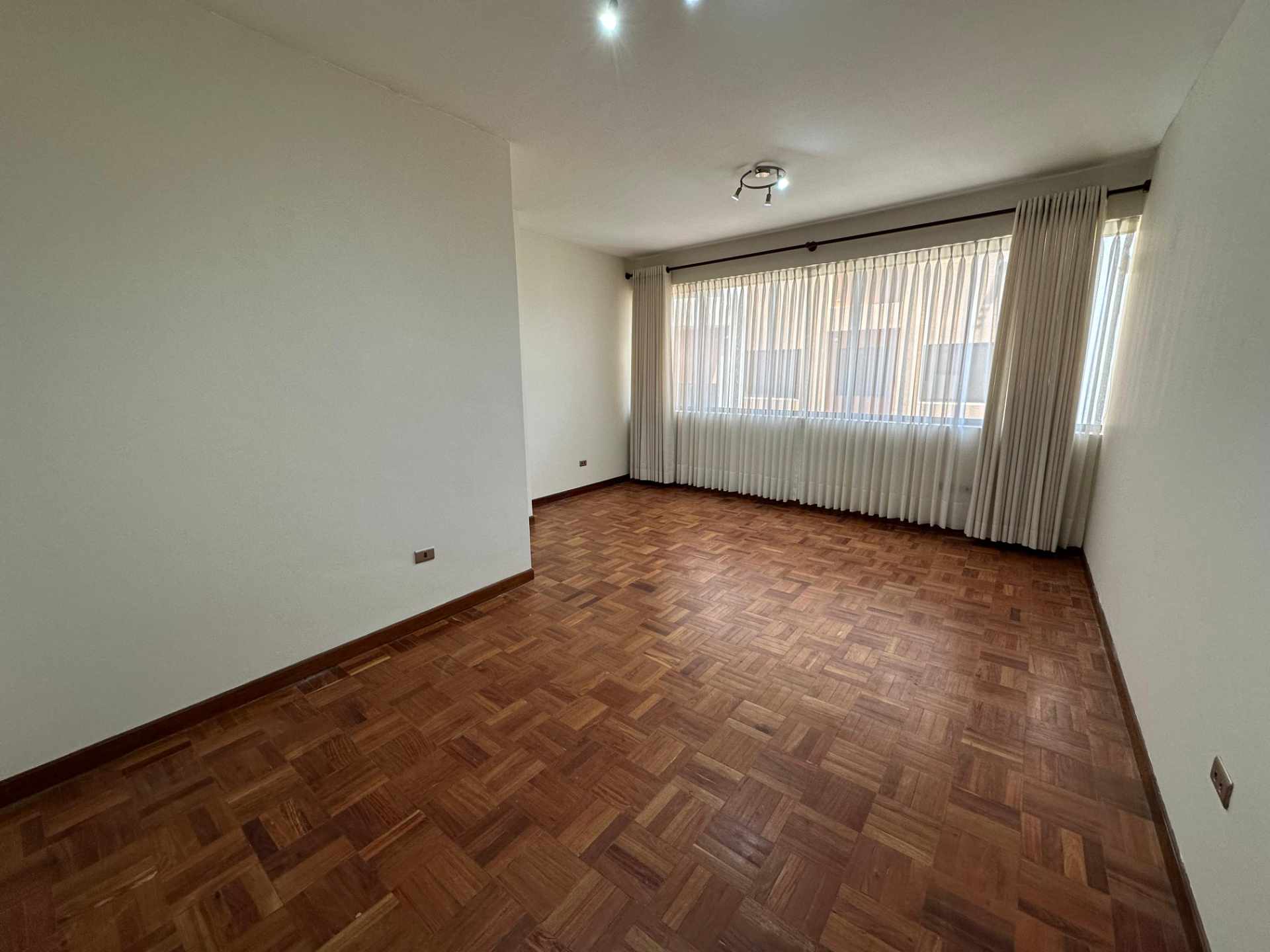 Departamento CALACOTO, CALLE 25 Foto 4