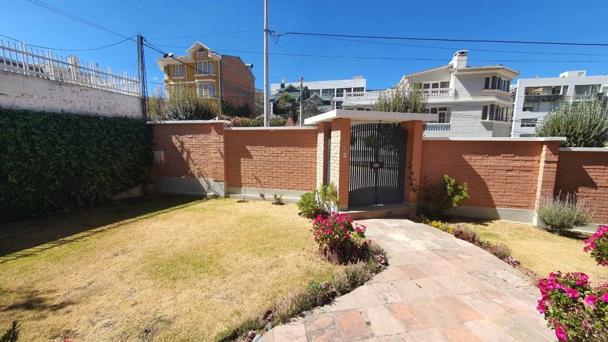 Casa en AlquilerACHUMANI CALLE 32 Foto 11