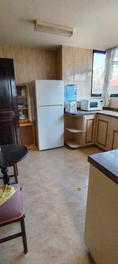 Departamento en Calacoto en La Paz 3 dormitorios 4 baños 1 parqueos Foto 2