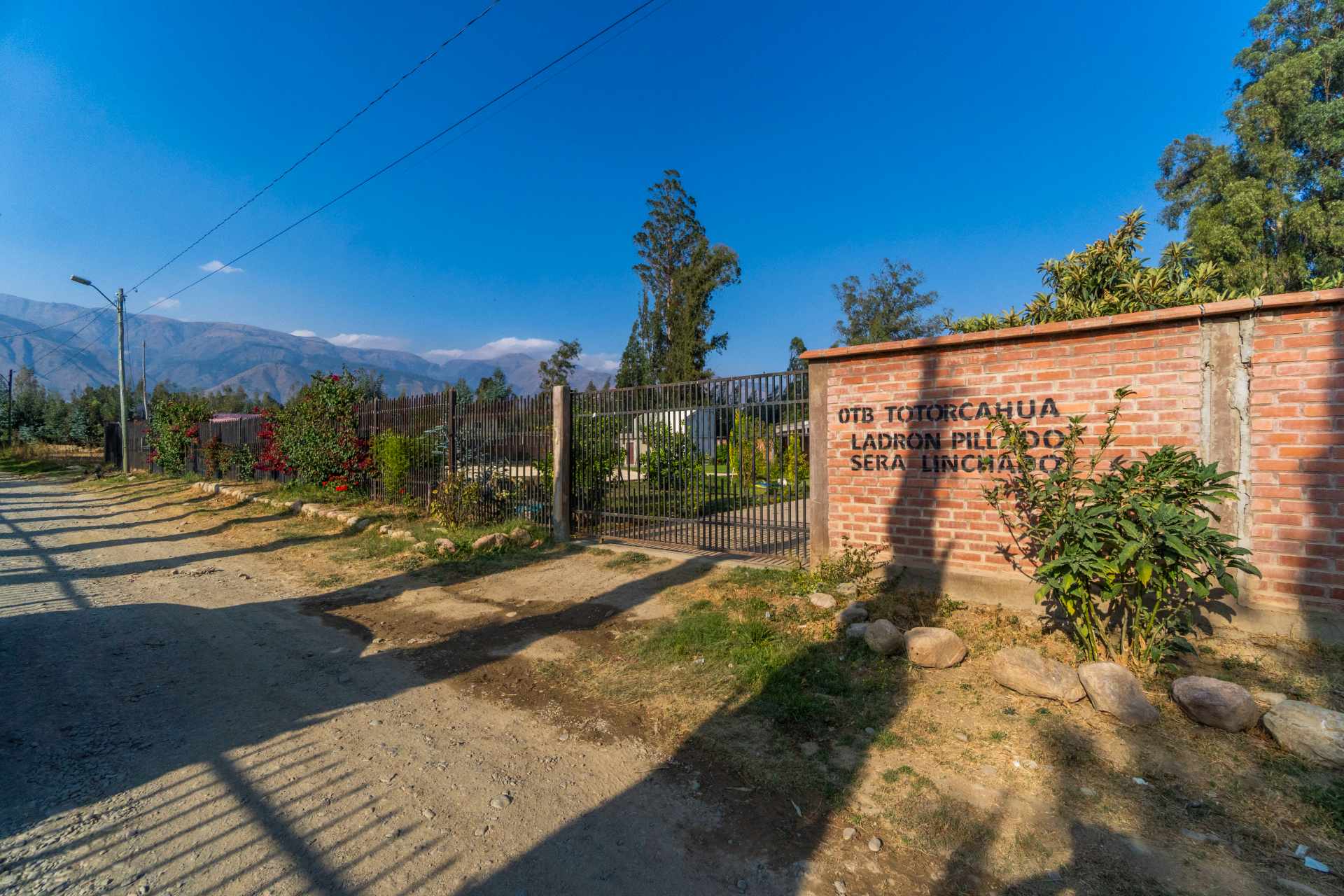 Casa en El Paso en Cochabamba 8 dormitorios 4 baños 3 parqueos Foto 14