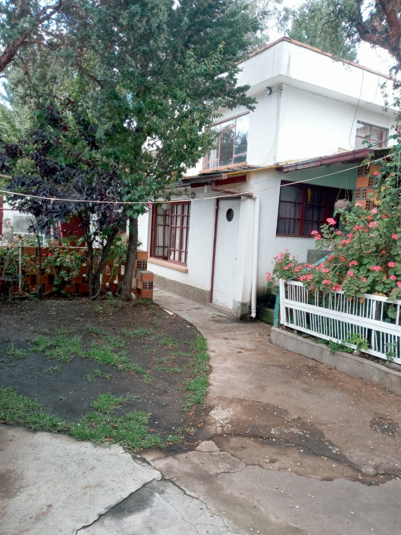 Casa en Chasquipampa en La Paz 9 dormitorios 5 baños 1 parqueos Foto 1