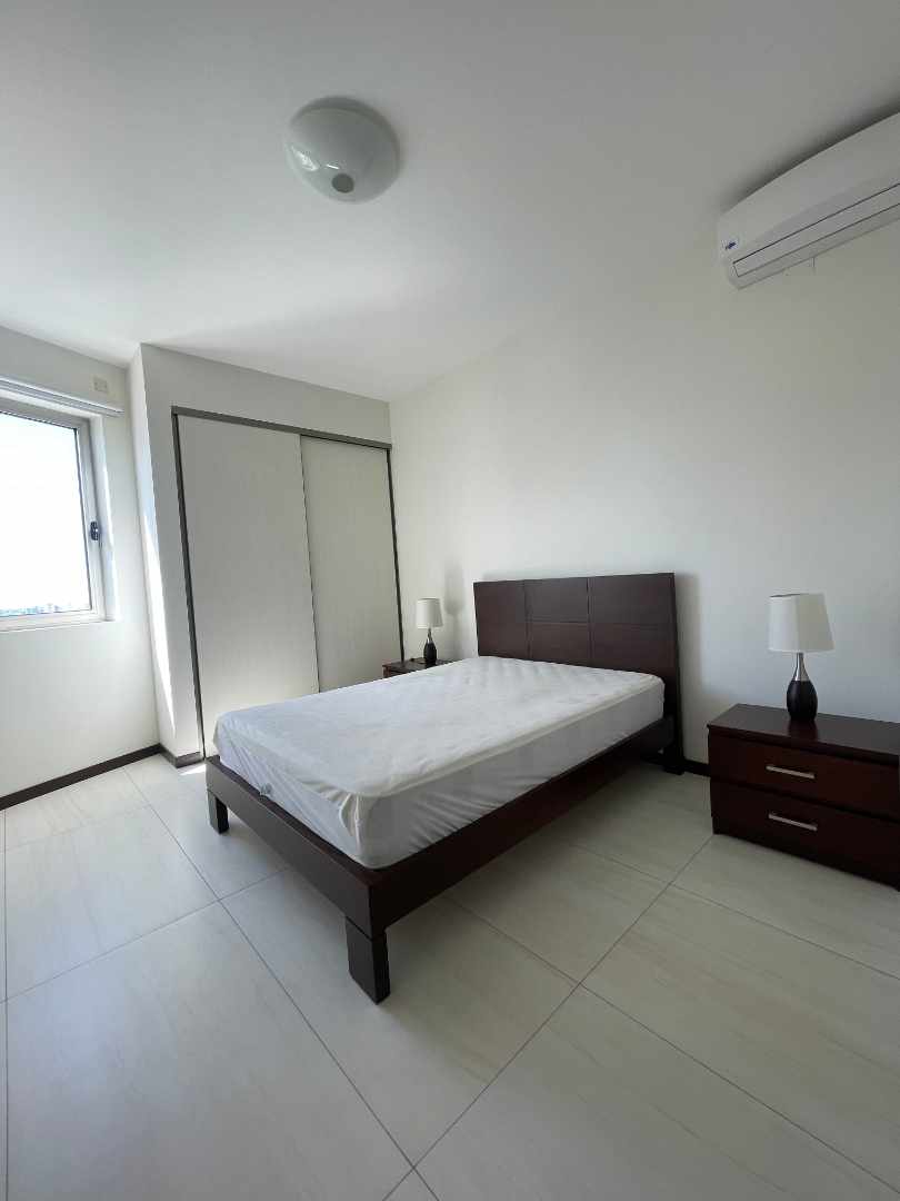 Departamento en AlquilerCONDOMINIO LA RIVIERA Foto 8