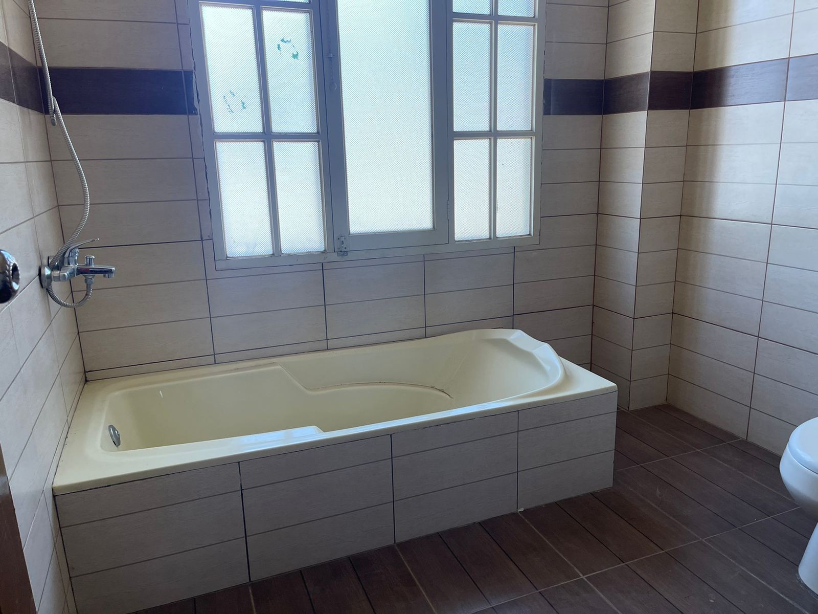 Casa en Sacaba en Cochabamba 4 dormitorios 4 baños 3 parqueos Foto 6