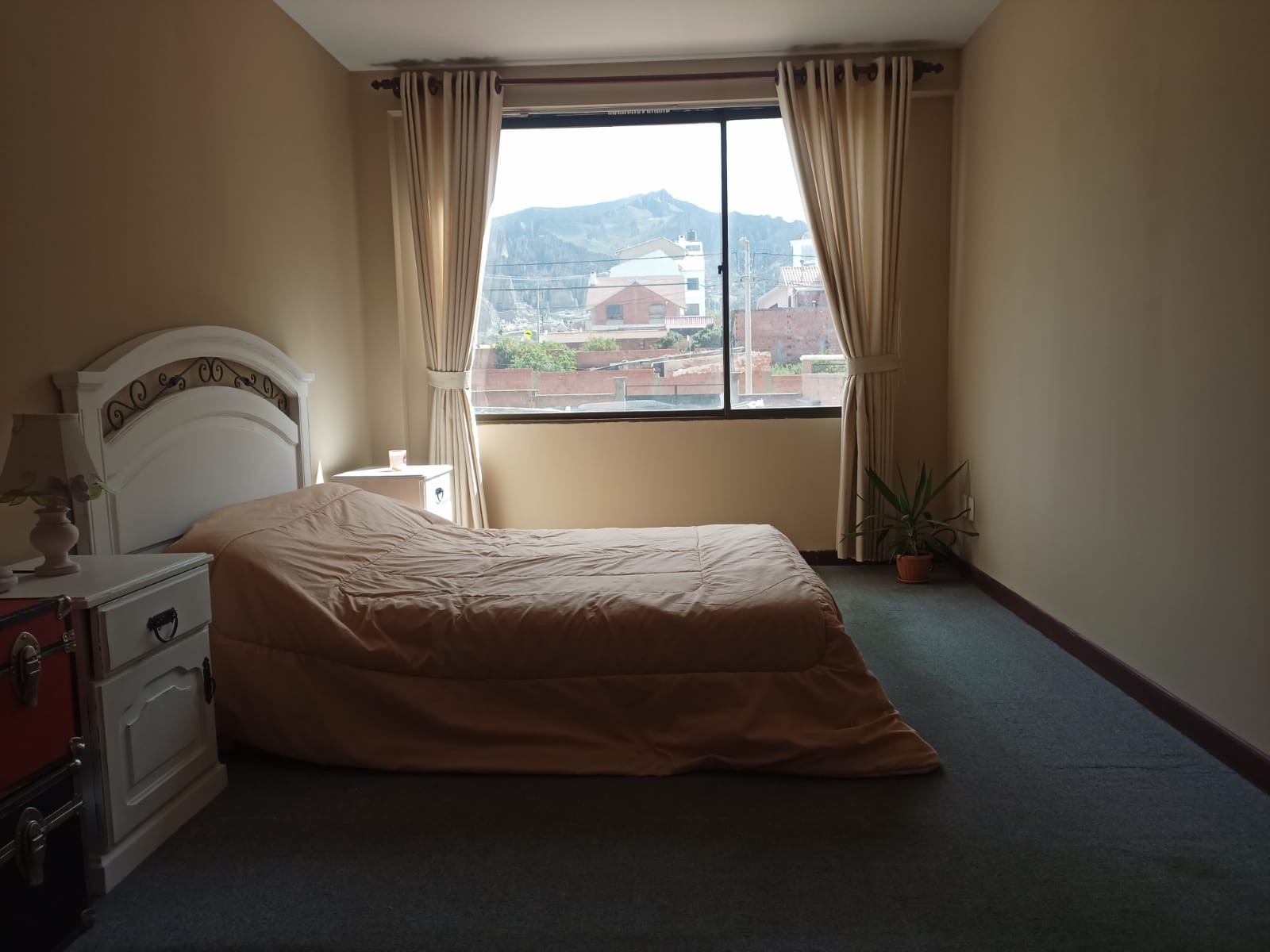 Departamento en Alto Irpavi en La Paz 3 dormitorios 4 baños 1 parqueos Foto 14