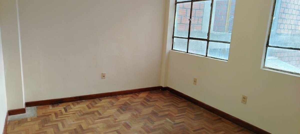 En Venta a Bs 2,436,000 Foto 4