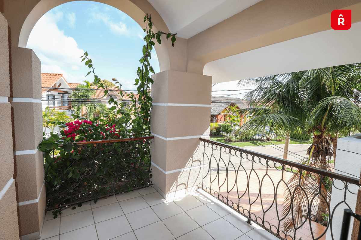 En Alquiler a $us 850 Foto 12