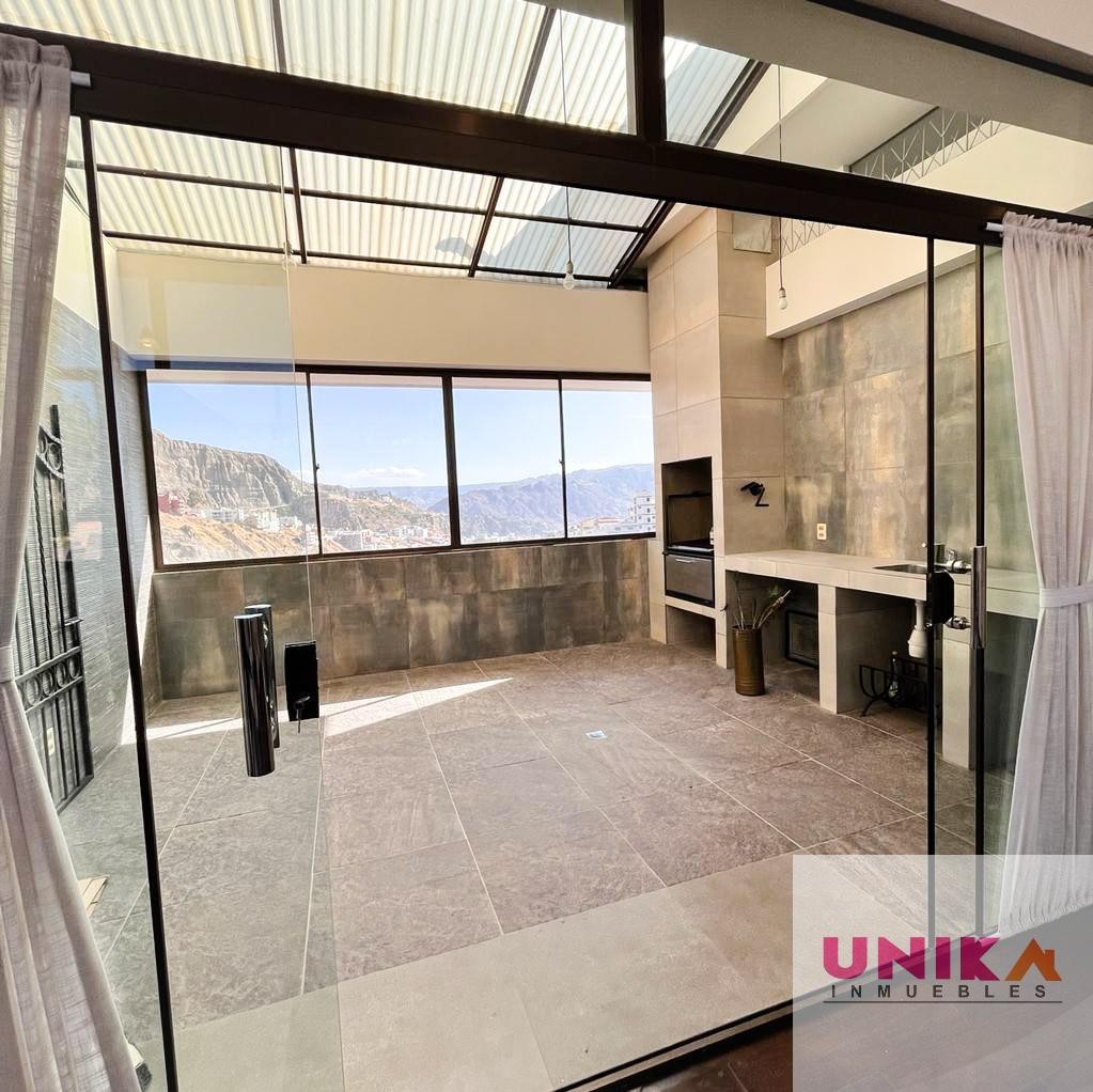 En Alquiler a $us 1,200 Foto 2