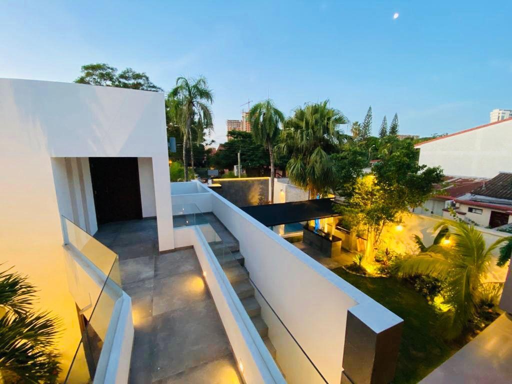 Casa en VentaAV. CRISTO REDENTOR ENTRE 2DO Y 3ER ANILLO Foto 6