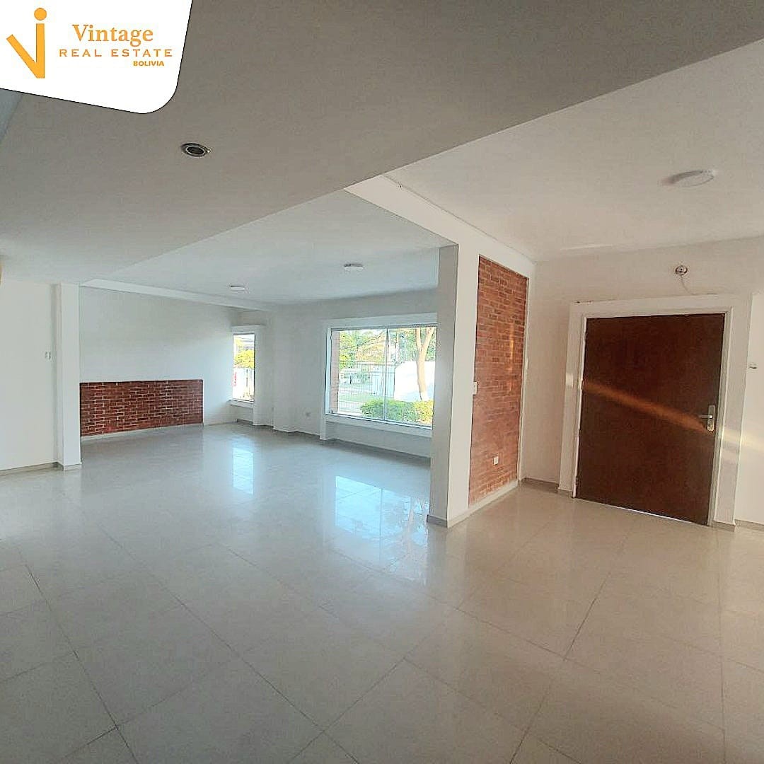 Casa en Urubó en Santa Cruz de la Sierra 6 dormitorios 5 baños 3 parqueos Foto 9