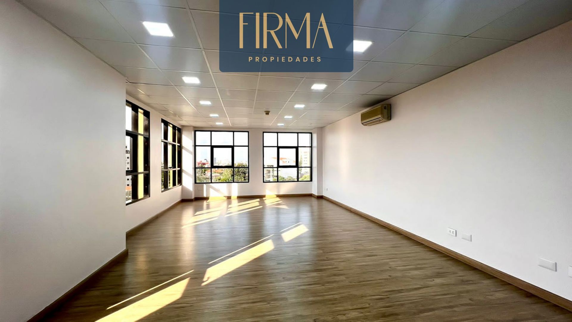 En Venta a $us 102,477 Foto 2