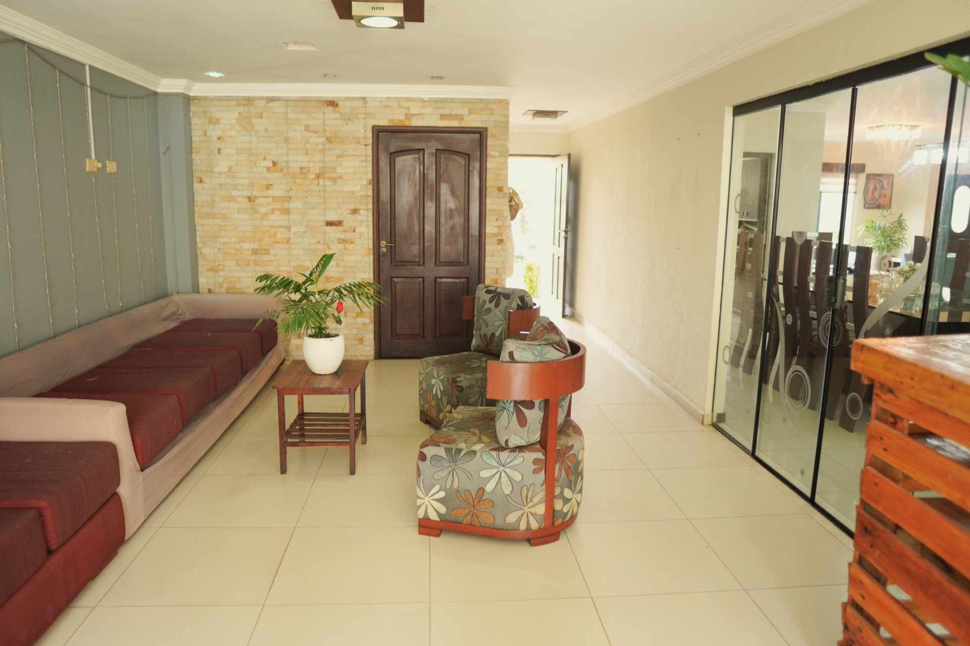 Casa Condominio Hamburgo Norte - Zona 8vo. Anillo y Av. Banzer Foto 3