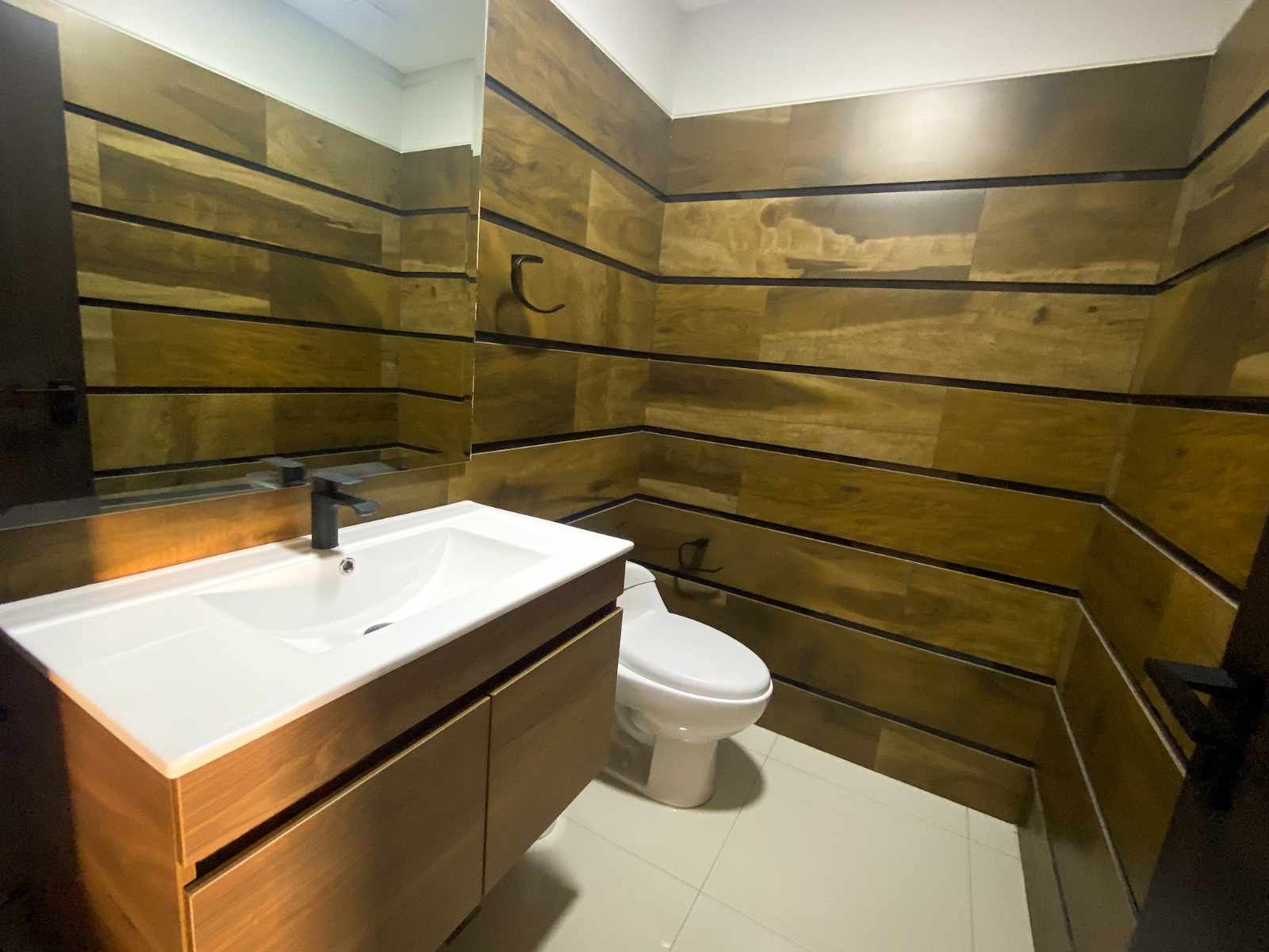 Departamento en Equipetrol en Santa Cruz de la Sierra 2 dormitorios 3 baños 1 parqueos Foto 13