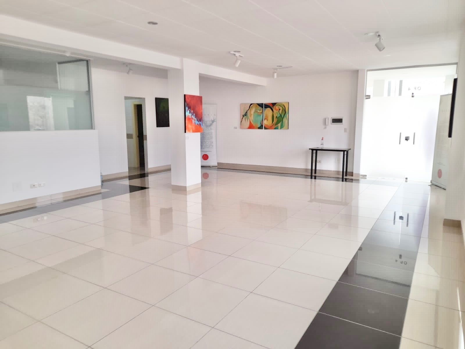 En Alquiler a $us 800 Foto 2