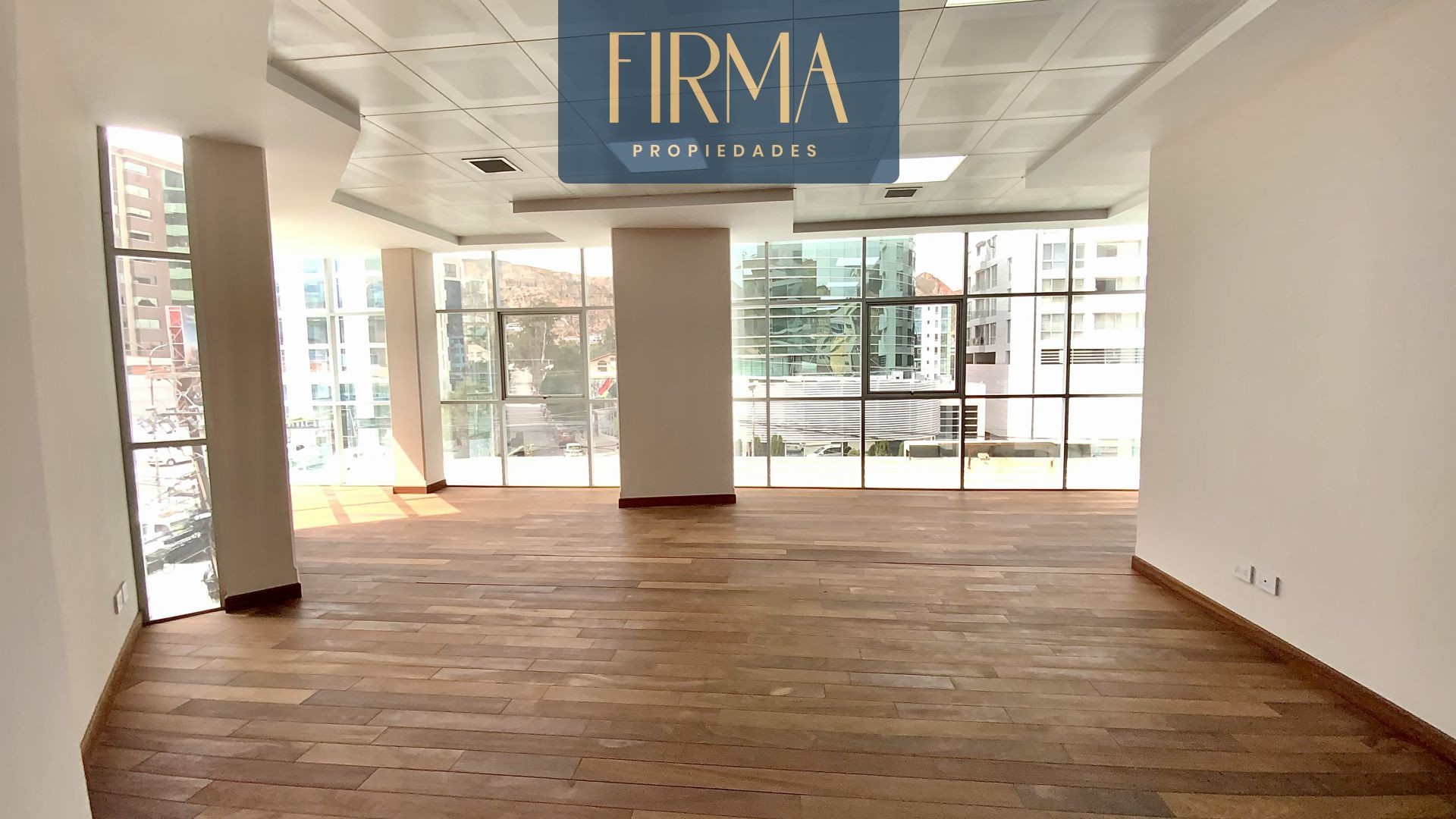 Oficina en VentaCalle 10 de Calacoto 1 dormitorios 1 baños  Foto 4