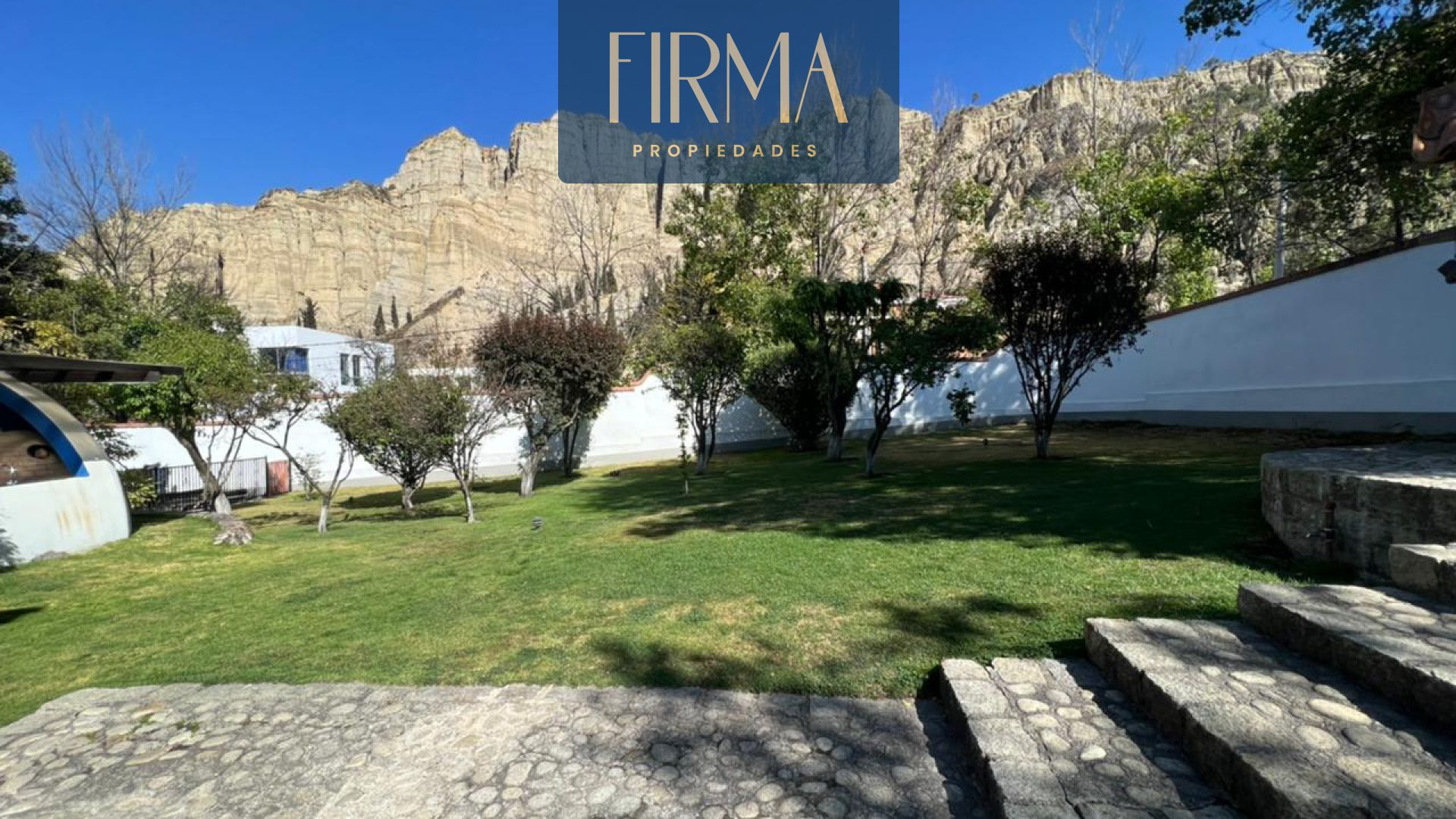 Casa en Achumani en La Paz 4 dormitorios 7 baños 5 parqueos Foto 11