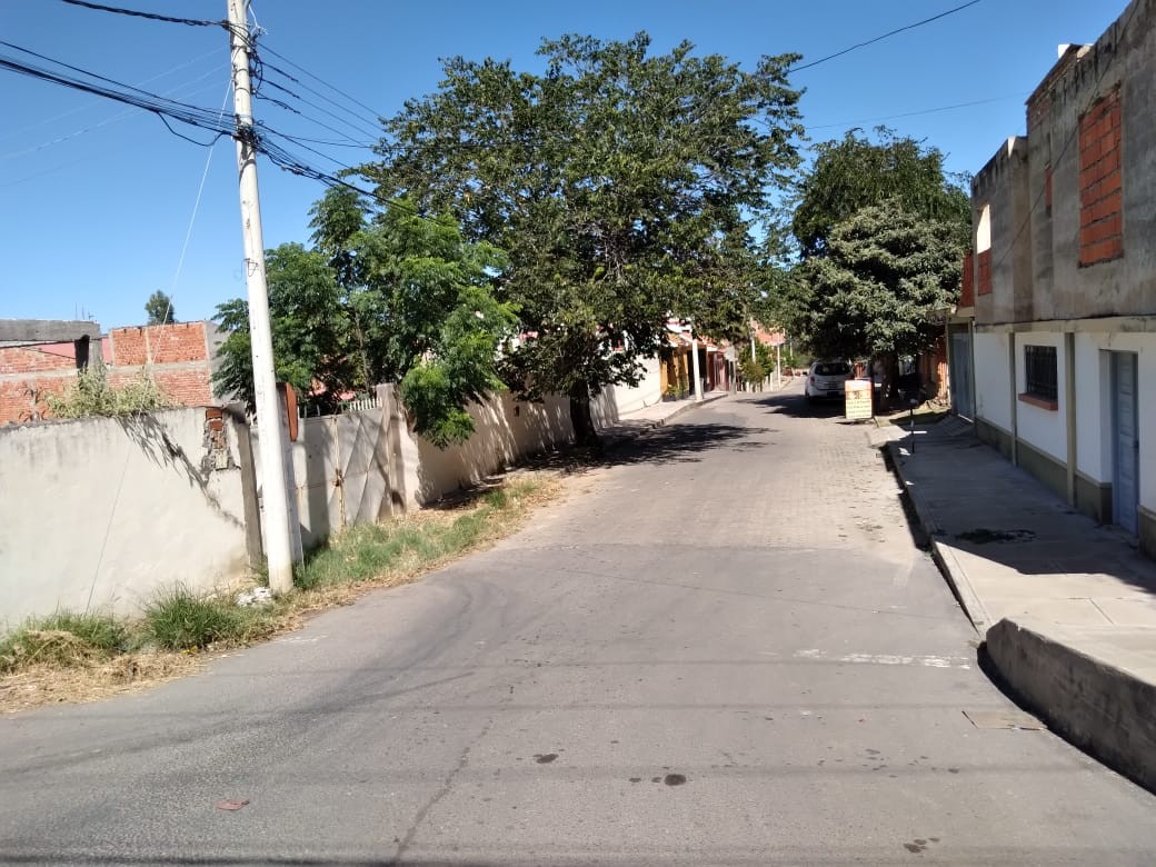 Terreno Av. Jaime Paz en plena esquina Automovil Club  Foto 5