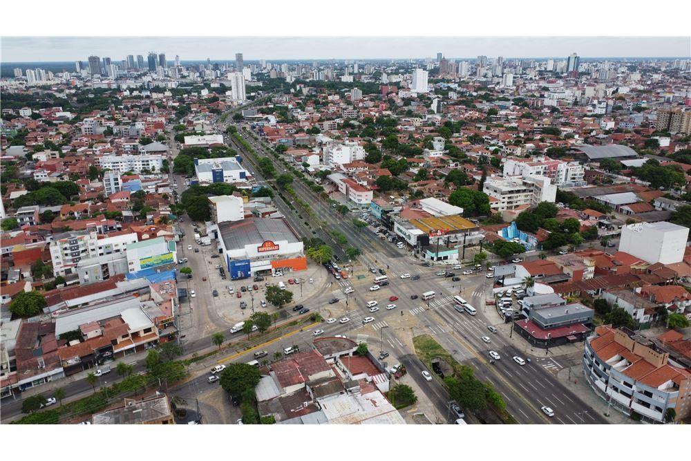 Edificio en VentaAvenida 26 de febrero - Segundo anillo a una cuadra Av. Piraí Foto 14