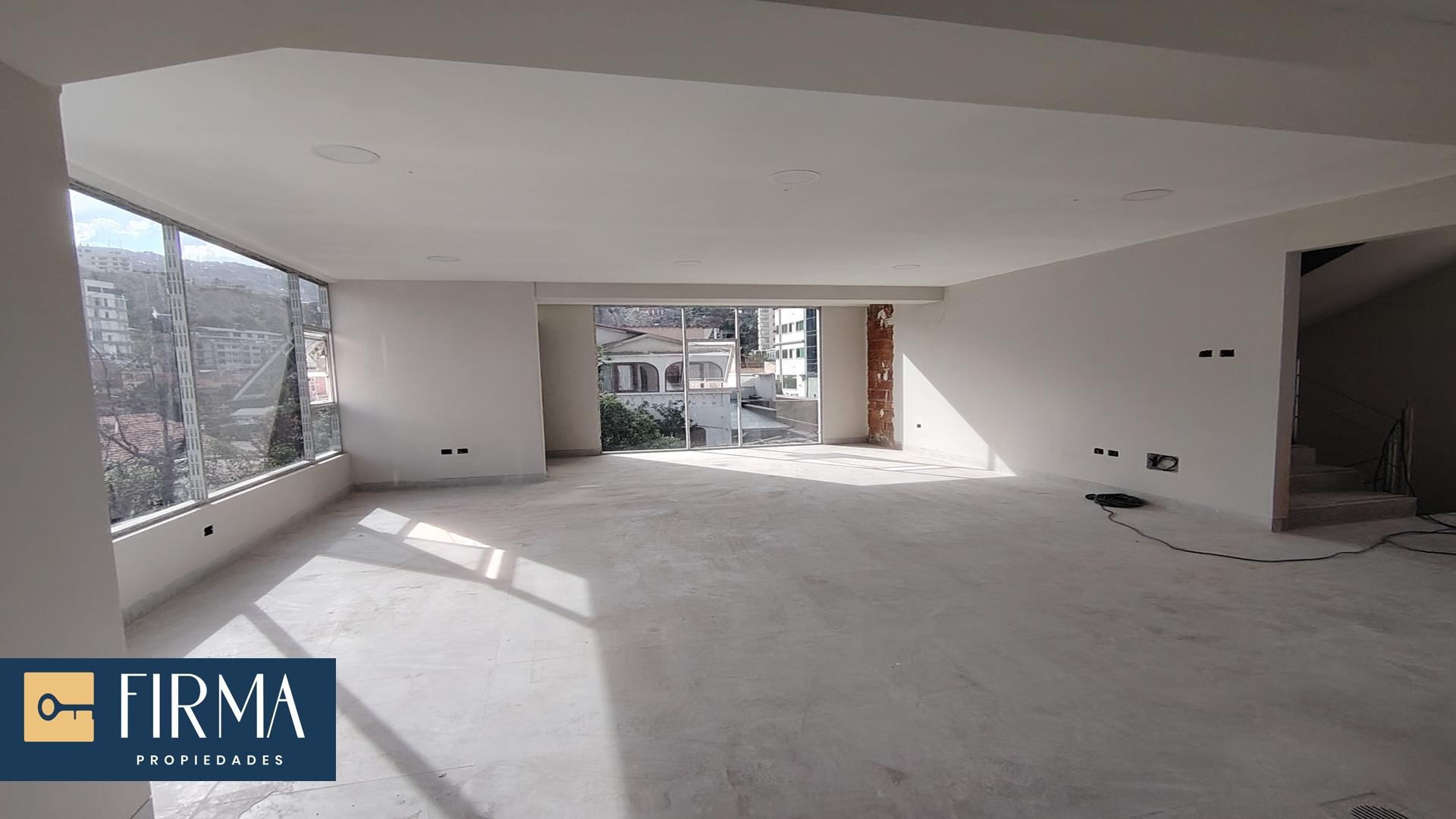 Casa en Obrajes en La Paz 5 dormitorios 4 baños  Foto 6