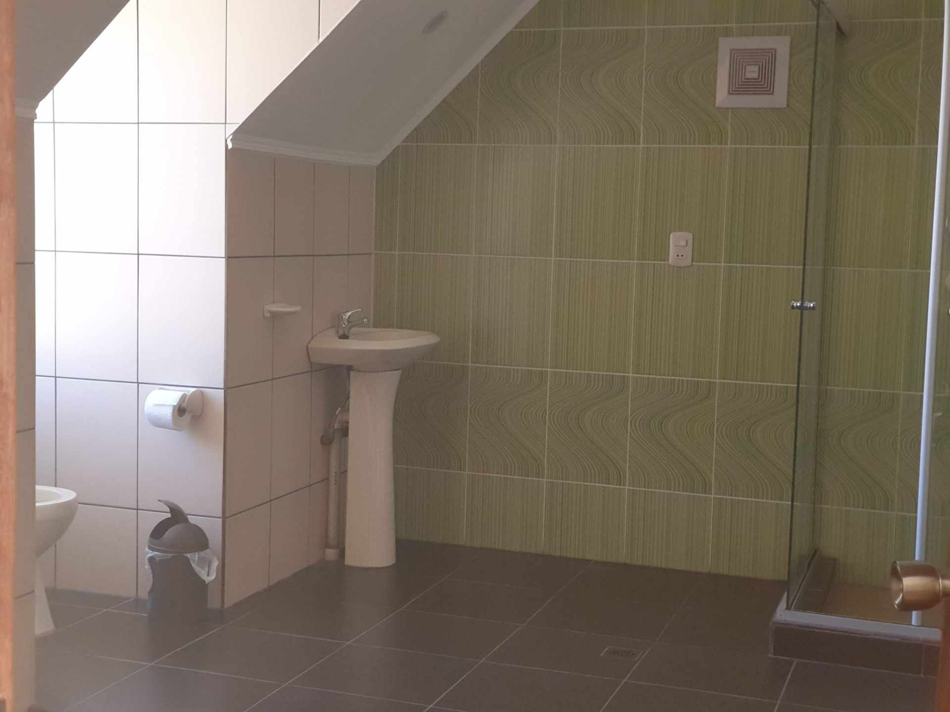 Casa en VentaZona Sur, Huajchilla. Urbanizacion Bartos. 4 dormitorios 4 baños 6 parqueos Foto 14