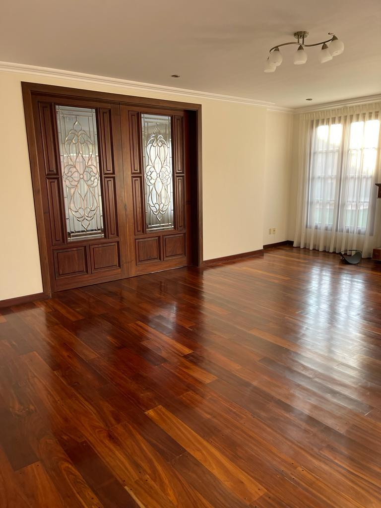 Casa AUQUISAMAÑA, a pasos de San Miguel Foto 10