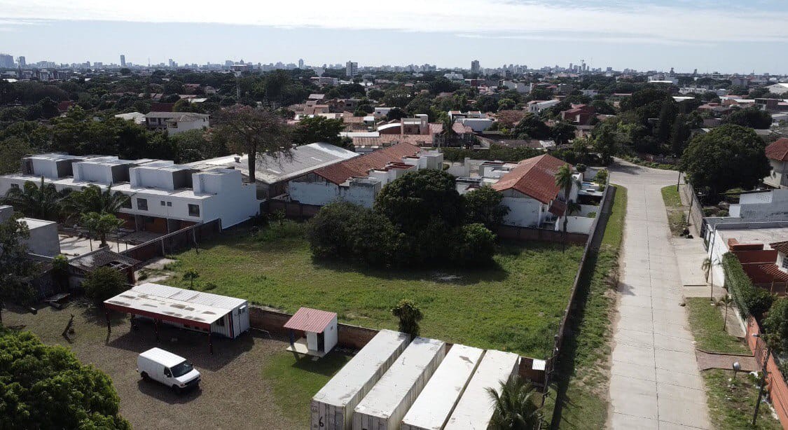 Terreno en VentaTerreno de 2,090 m2 con 40 mts de frente entre 4to y 5to anillo Zona Oeste    Foto 3