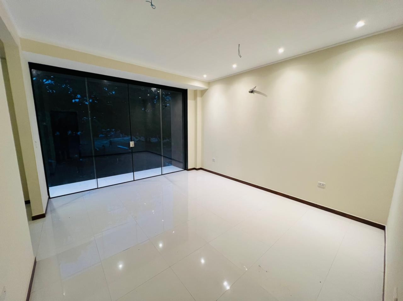 Casa Condominio Joinville 8vo. anillo av. Beni 
 Foto 4