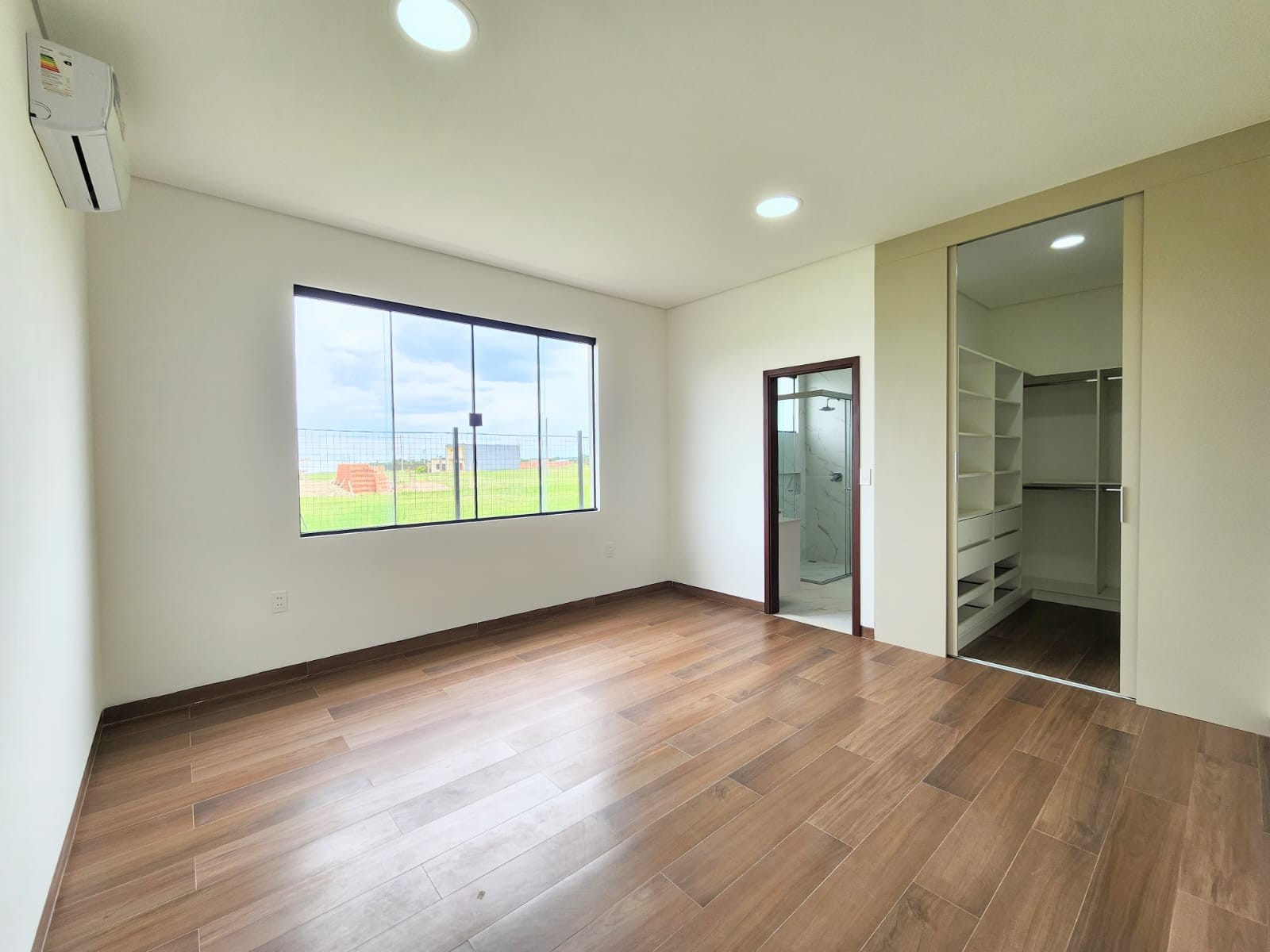 Casa en VentaCASA EN VENTA CONDOMINIO LOMAS DEL URUBO SUR Foto 9