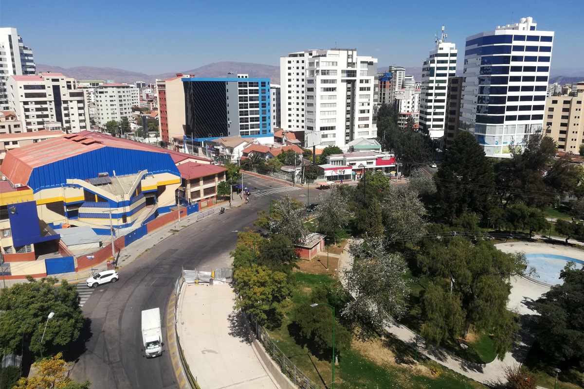 Departamento en Muyurina en Cochabamba 3 dormitorios 3 baños 1 parqueos Foto 22