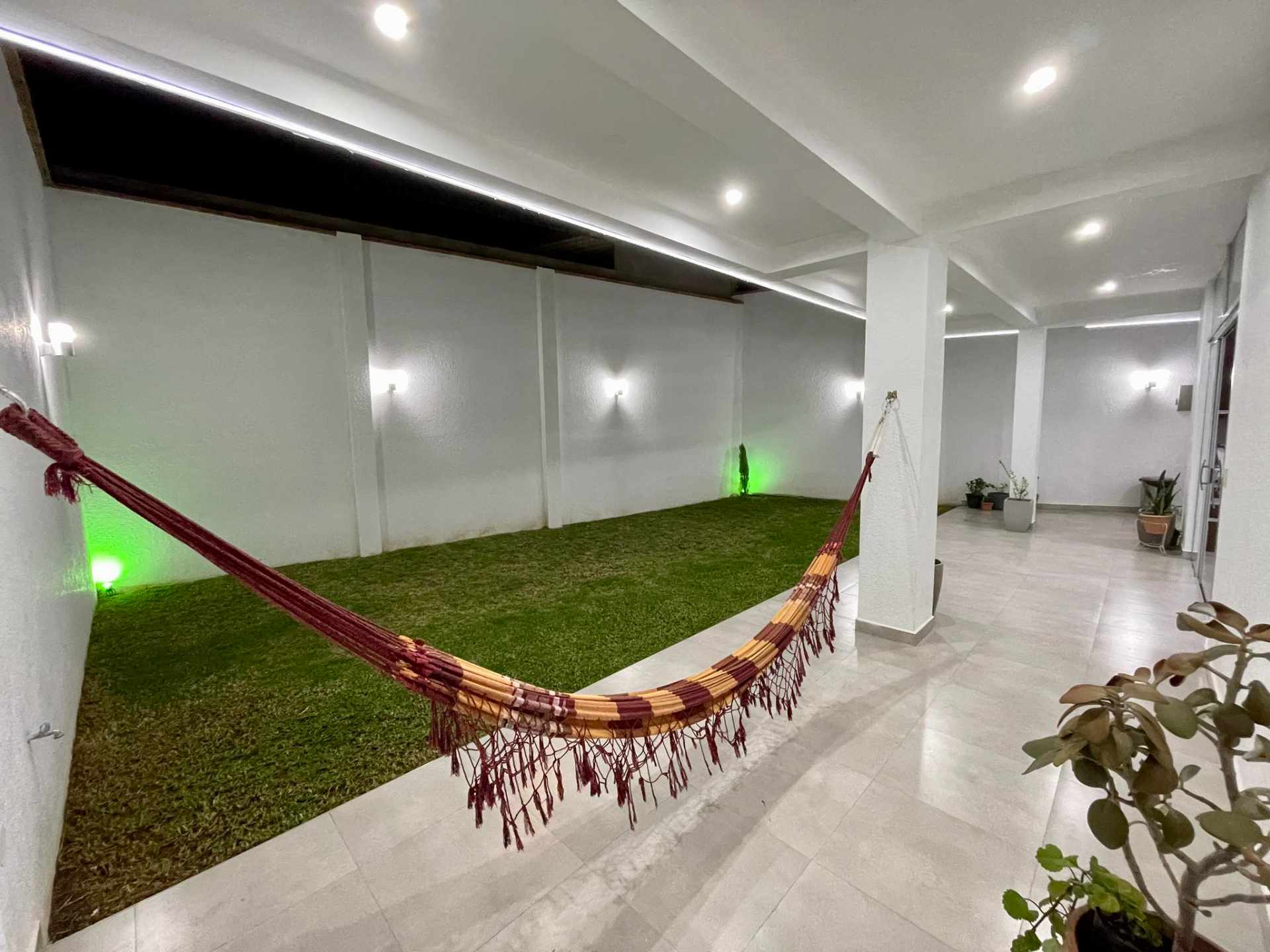 Casa Calle Begonia entre Av. Pando y Trinitaria Foto 64