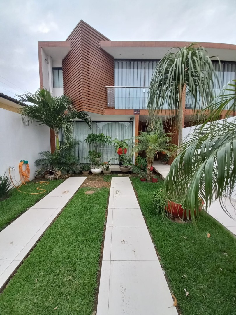 Casa en AnticréticoZona Norte,  Entre 2do y 3er Anillo Alemana  Foto 1