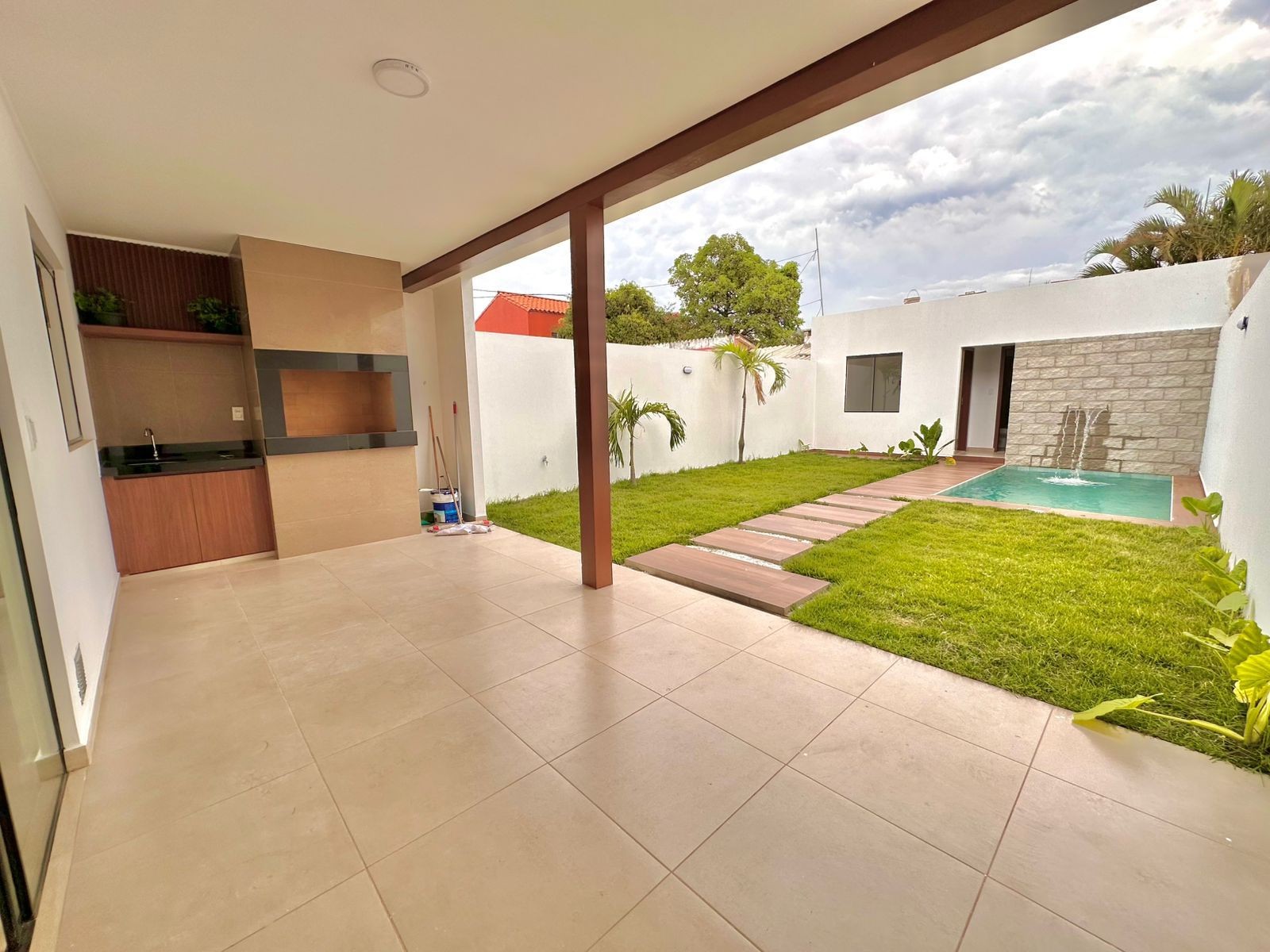 Casa en VentaAV ROCA Y CORONADO 2DO ANILLO /SANTA ROSITA Foto 3