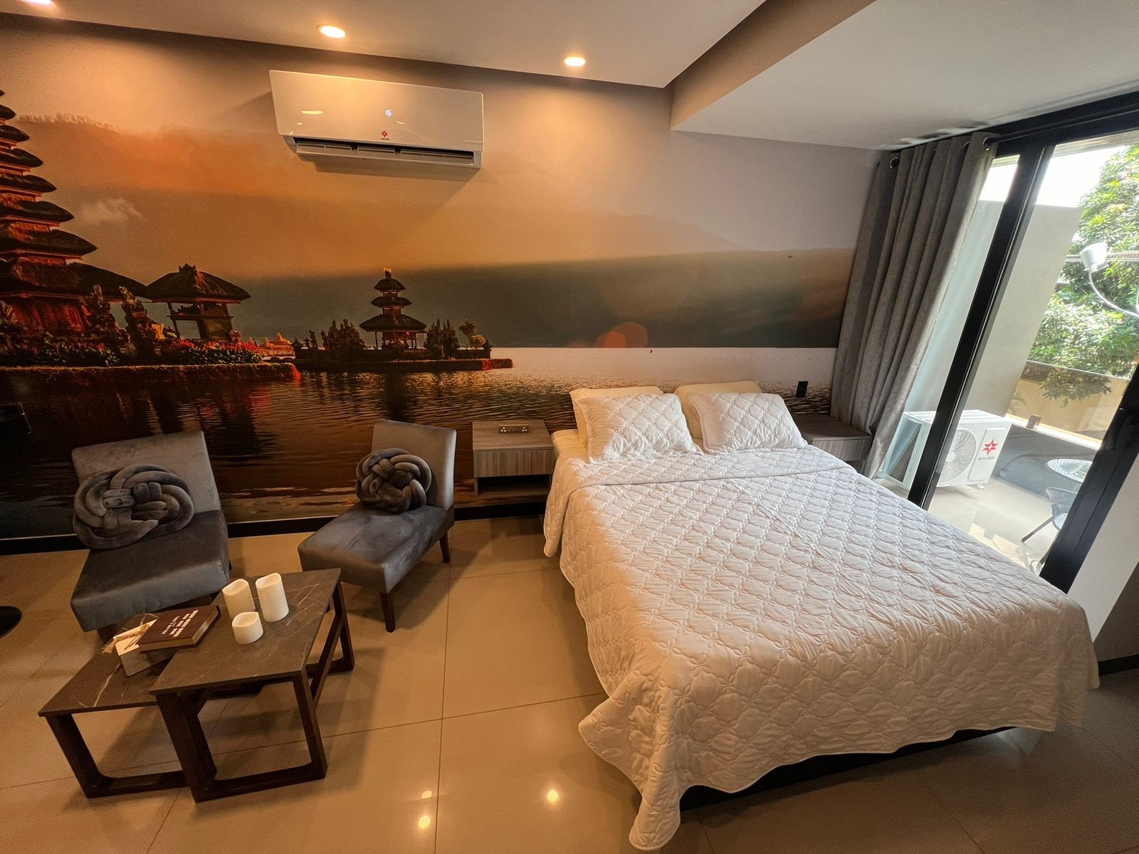 Departamento en Equipetrol en Santa Cruz de la Sierra 1 dormitorios 1 baños  Foto 14