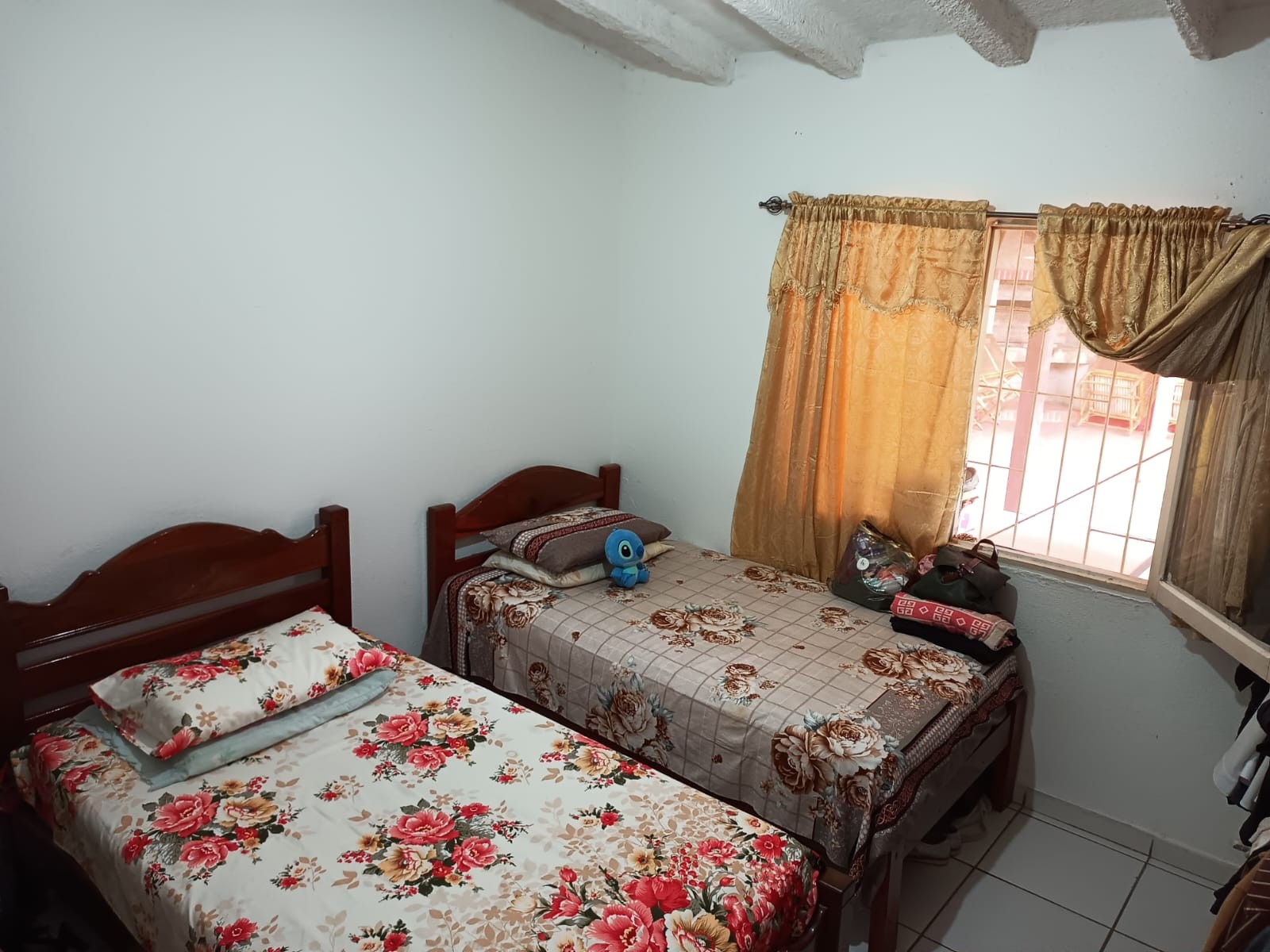 Casa en VentaURB TOBOROCHI ZONA SUR CALLLE EL NOGAL ; Líneas De Micro 1, 115, 116, 77, 78, 120
zona Sur
colinda Con Barrio El Caminero / Blooming / Las Amaericas / El Paraiso 3 dormitorios 1 baños 2 parqueos Foto 13