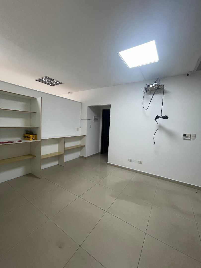 En Alquiler a $us 700 Foto 5