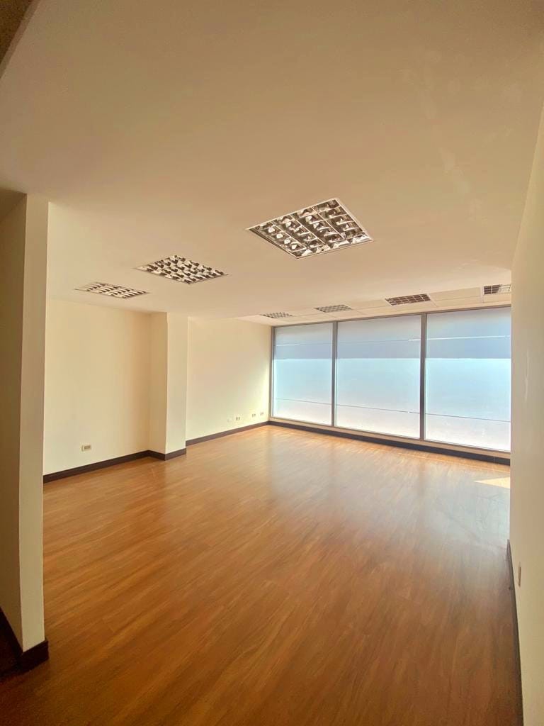 En Alquiler a $us 2,200 Foto 9