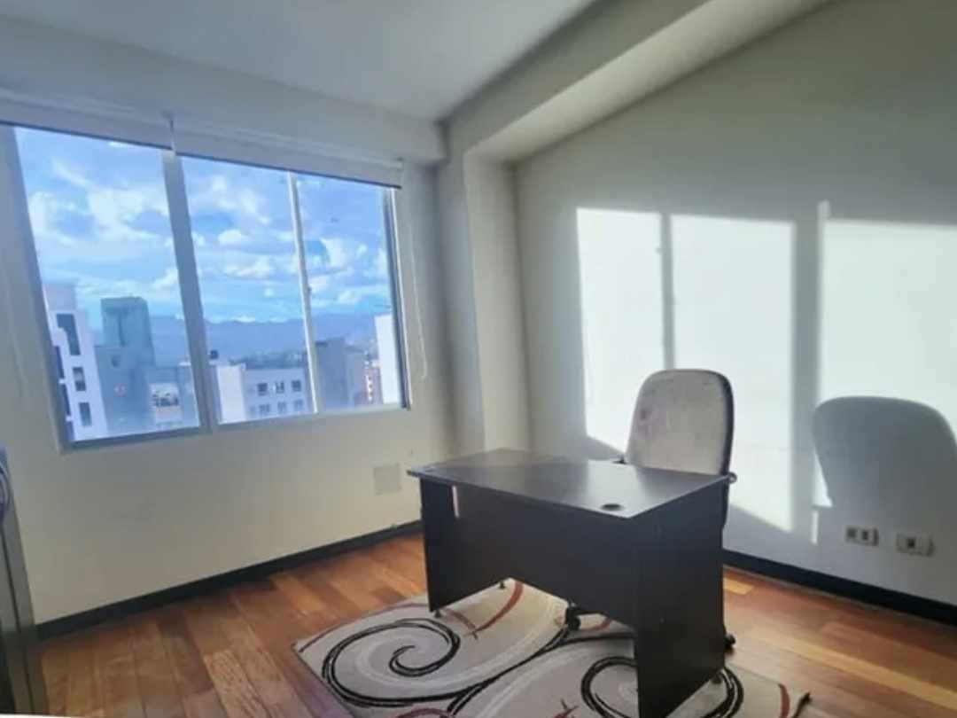 Departamento en AlquilerMontenegro 970 3 dormitorios 3 baños 1 parqueos Foto 4