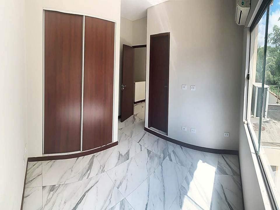 Casa en Venta¨CONDOMINIO MUNICH¨ Av. Beni 8vo Anillo, detrás de la Sede de Blooming Foto 12