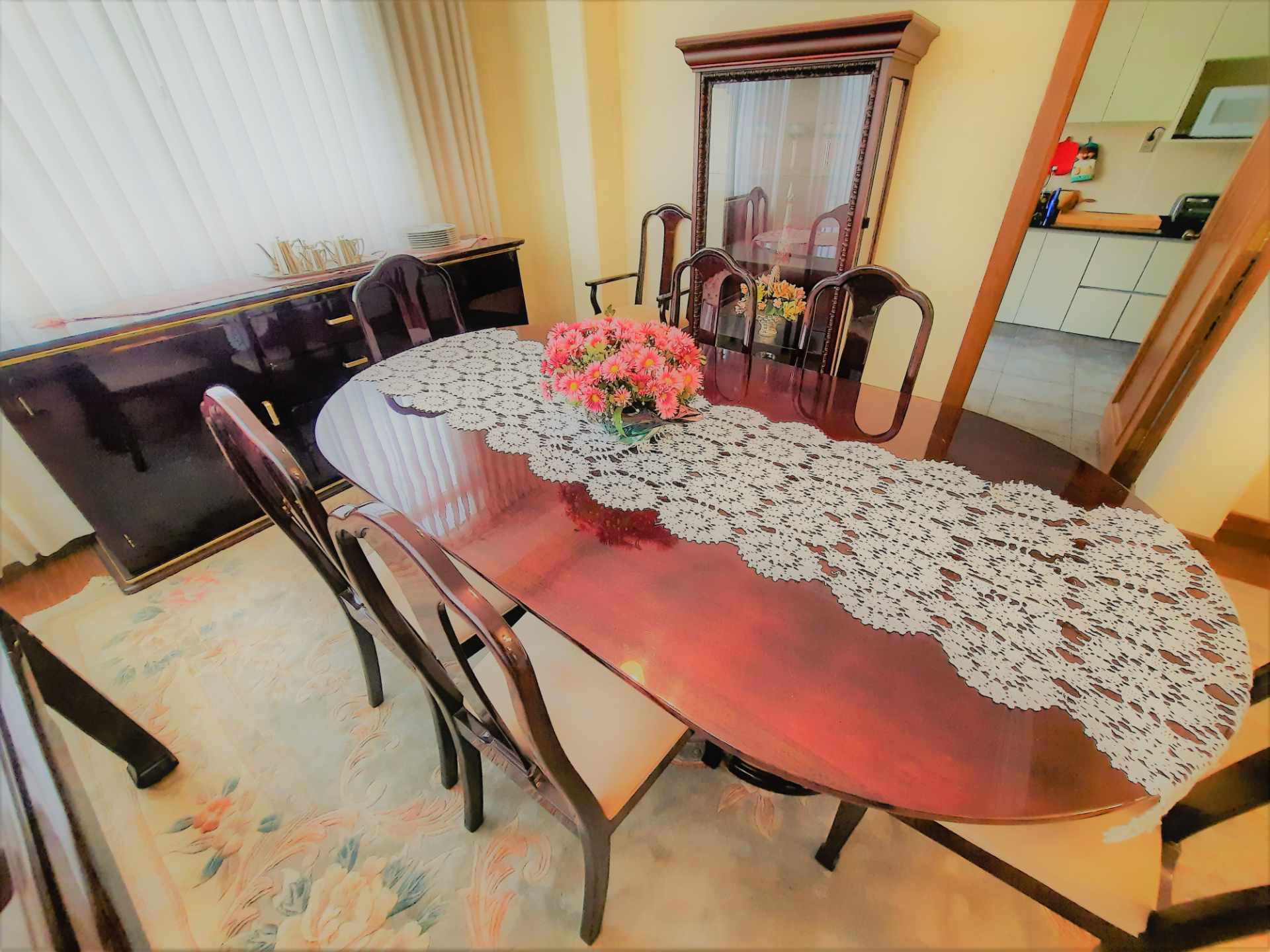 Departamento en AlquilerCalle 24 de Calacoto con Av. Ballivián 4 dormitorios 4 baños  Foto 13