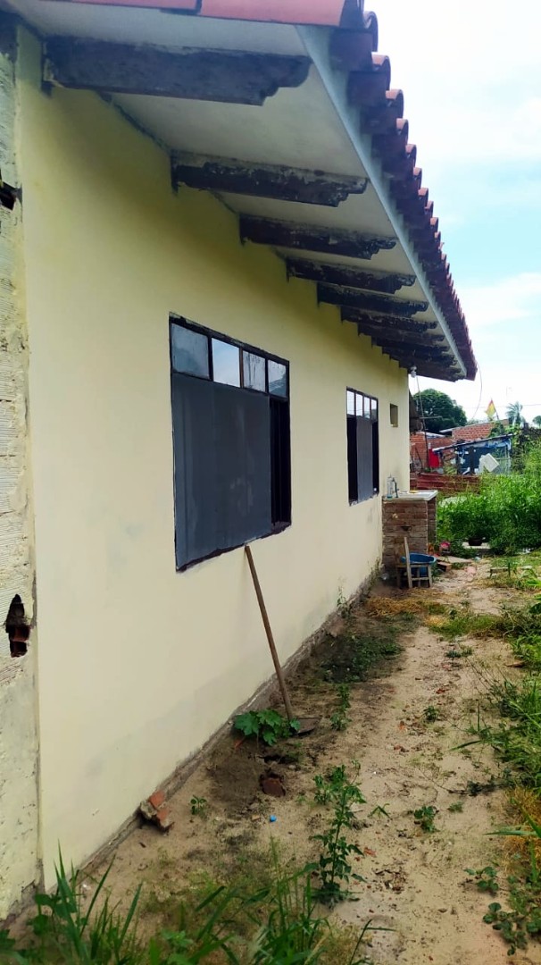 Casa en Venta8vo anillo barrio virgen de Guadalupe zona cambódromo 4 dormitorios 1 baños 1 parqueos Foto 6