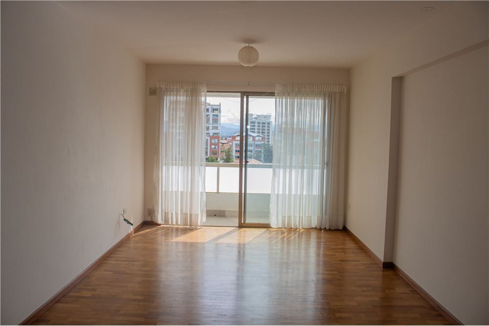 Departamento en VentaCalle Lanza esquina Chuquisaca, - Edificio Costitución - Noroeste - Cochabamba, Cercado 1 dormitorios 1 baños  Foto 14