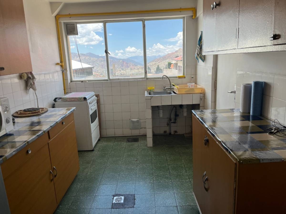 Departamento en AlquilerSAN JORGE, AV. ARCE Foto 5