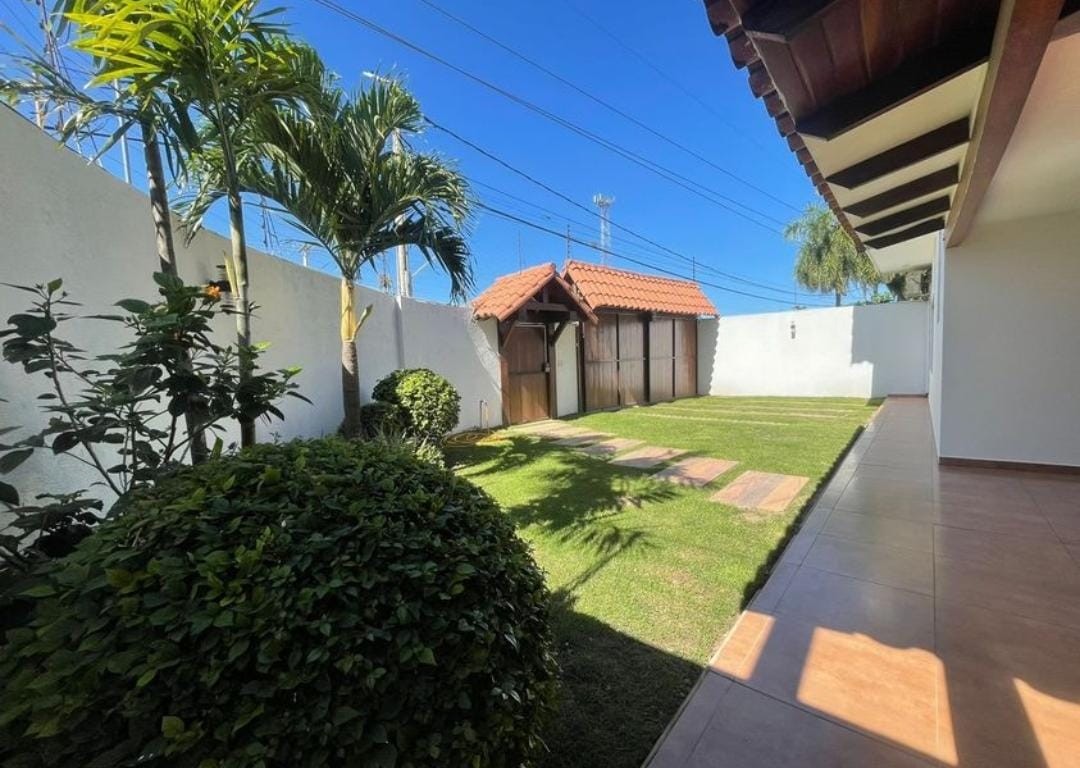 Casa en AlquilerCASA EN ALQUILER EN ZONA NORTE BENI  4 dormitorios 6 baños 4 parqueos Foto 14