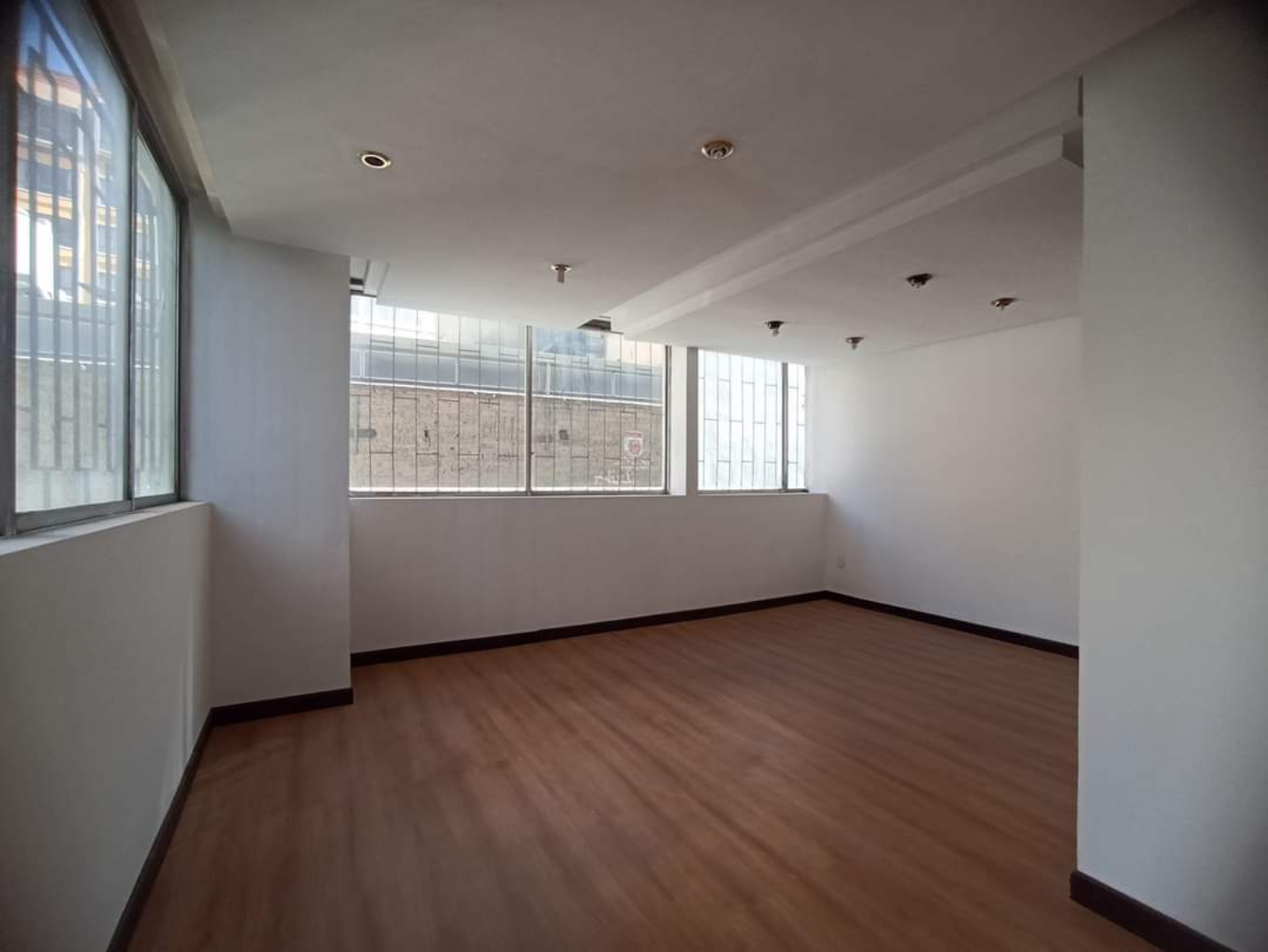 Oficina en VentaEl Prado  1 dormitorios 3 baños  Foto 17