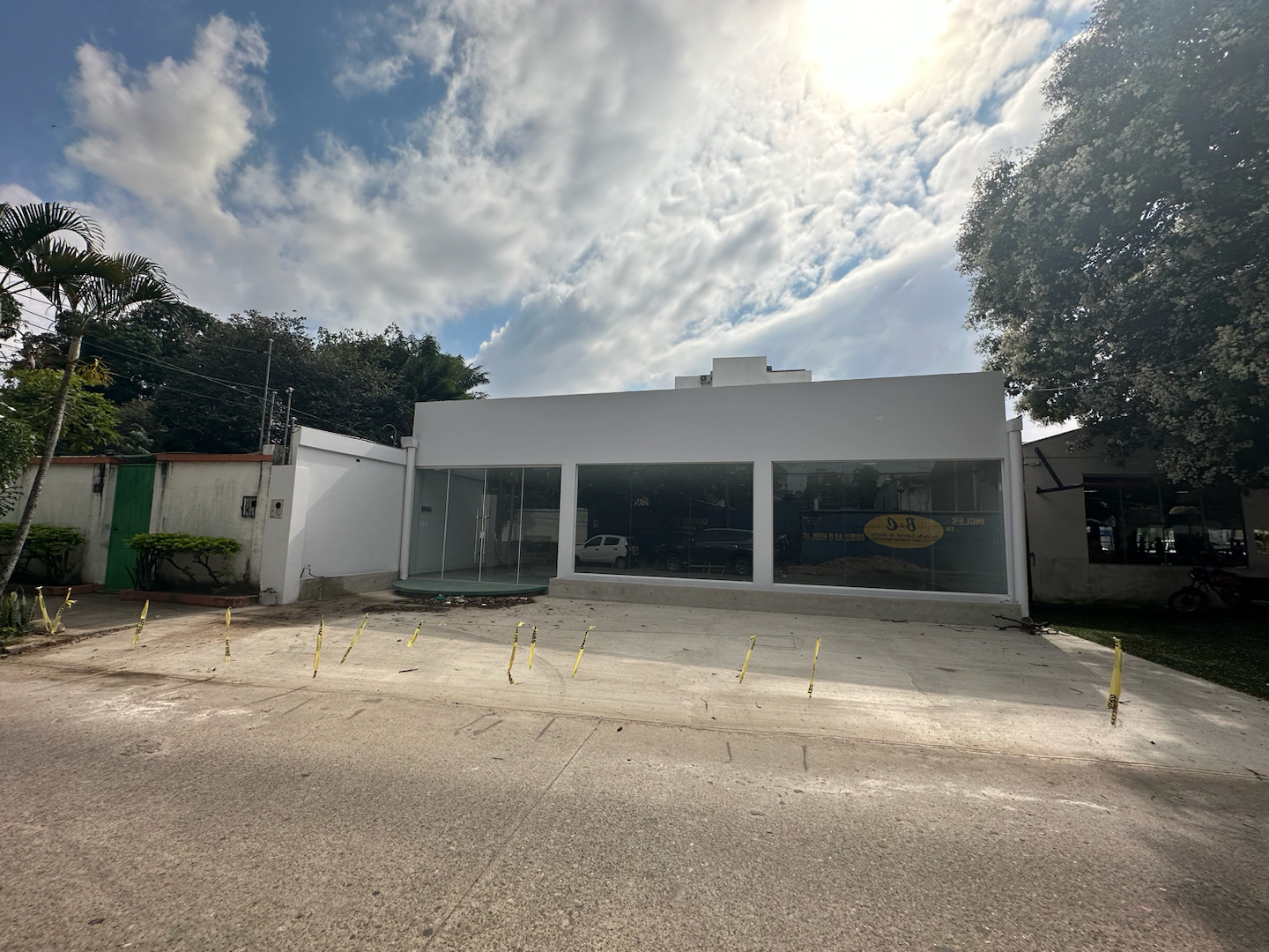 En Alquiler a $us 2,500 Foto 1